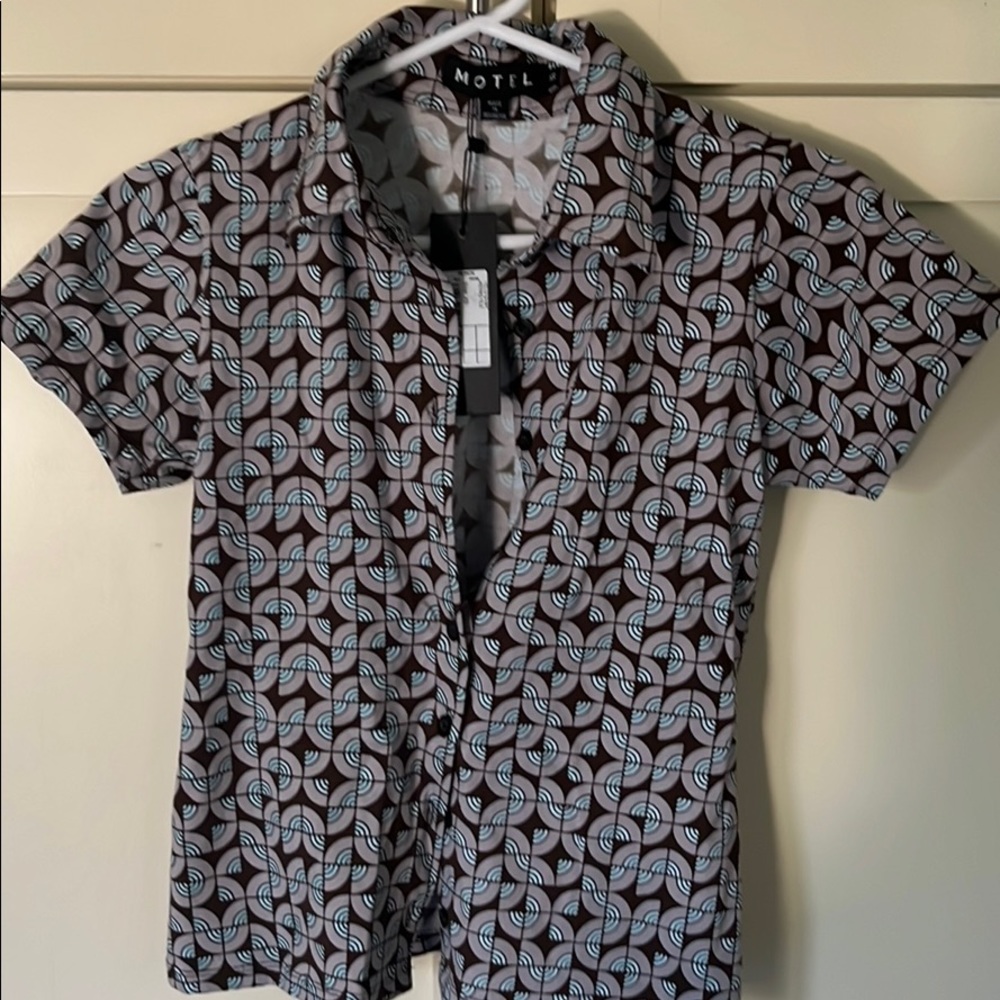 Women’s shirt